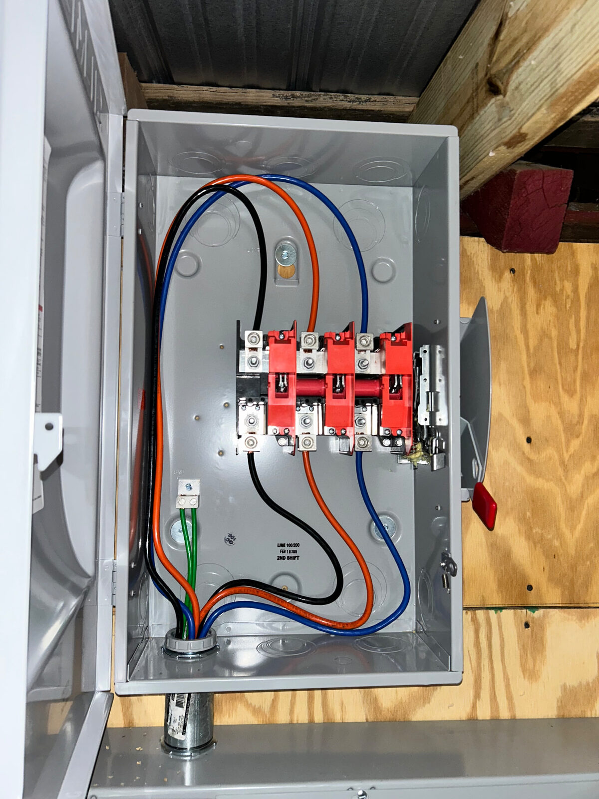 Machine Shop Electrical Fit-Out — Machine disconnect & feed
